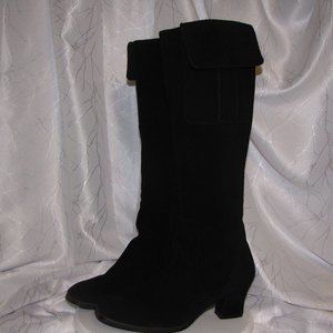 Newport News Size 10 Black Suede Boots